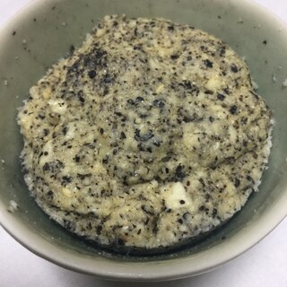 黒ごまの豆腐蒸しパン